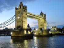 panduan berlibur - tower-bridge-london
